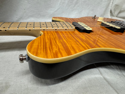 Ernie Ball Music Man Axis Guitar with Hard Case 2007
