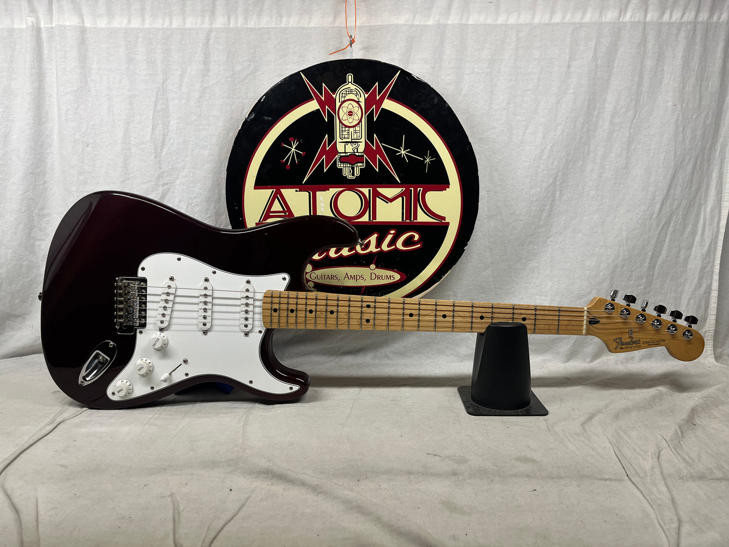 Fender Standard Stratocaster Strat MIM - Made in Mexico Electric Guitar