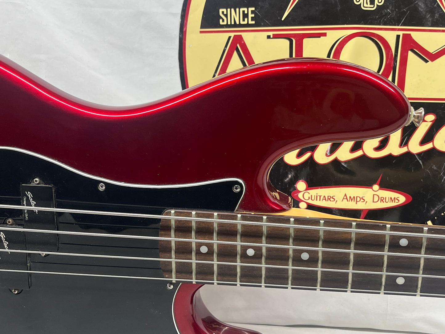 Guitar Research J-Style 4-String Electric Bass