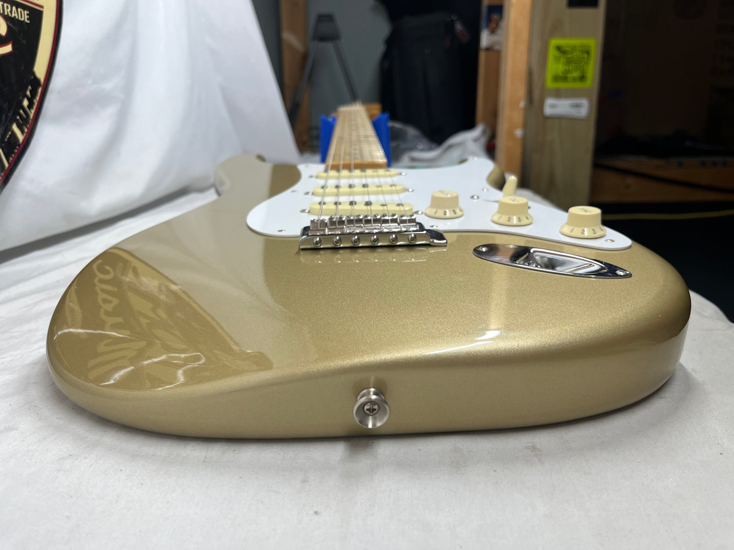 Fender Classic Player '50s Stratocaster Strat Electric Guitar MIM - Made in Mexico - Shoreline Gold