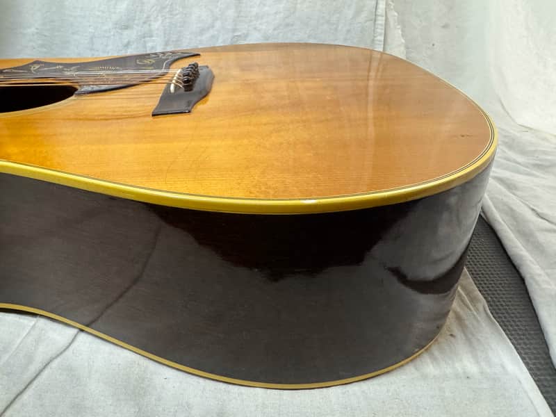 Gibson Hummingbird Dreadnought Acoustic Guitar with Case - needs work! - Image 20