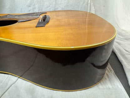 Gibson Hummingbird Dreadnought Acoustic Guitar with Case - needs work! - Image 20