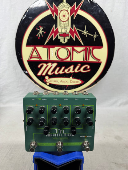 Electro-Harmonix Tri Parallel Mixer Effects Loop Mixer Switcher Pedal