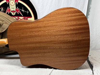Taylor Somos Collection 150ce Bajo Quinto 10-string Dreadnought Acoustic Guitar with Soft Case 2026