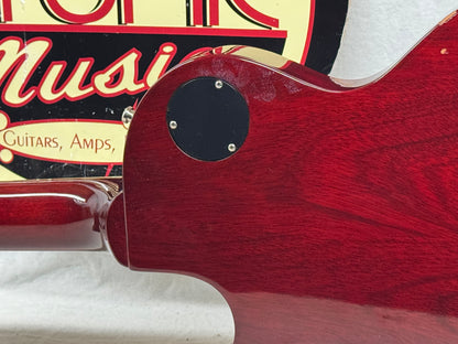 Gibson Les Paul Studio Guitar with Case 2013