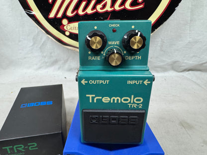 Boss TR-2 tr2 Tremolo Pedal with Box 2023