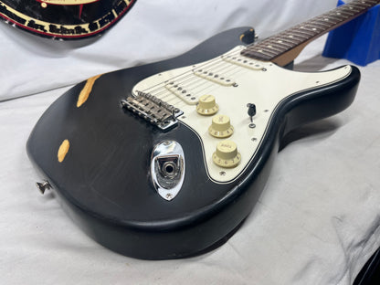 Fender Stratocaster Strat Electric Guitar MIM - Made in Mexico - Home-Distressed