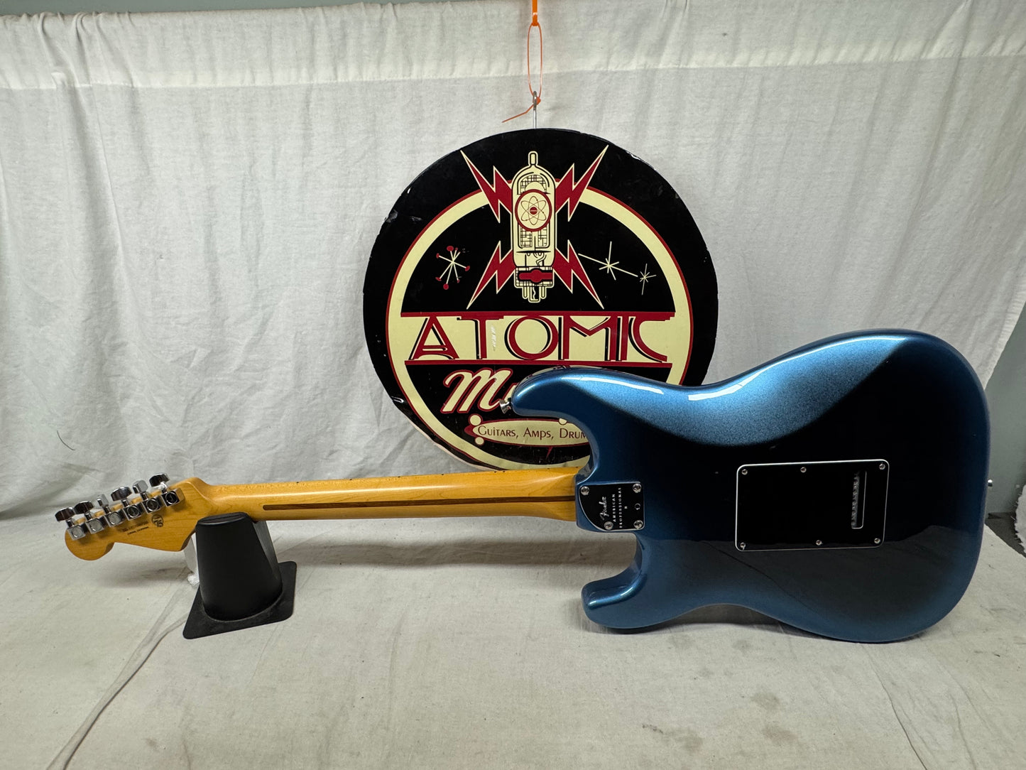 Fender American Professional II 2 Stratocaster Guitar with Case 2021 - Dark Night / Maple neck