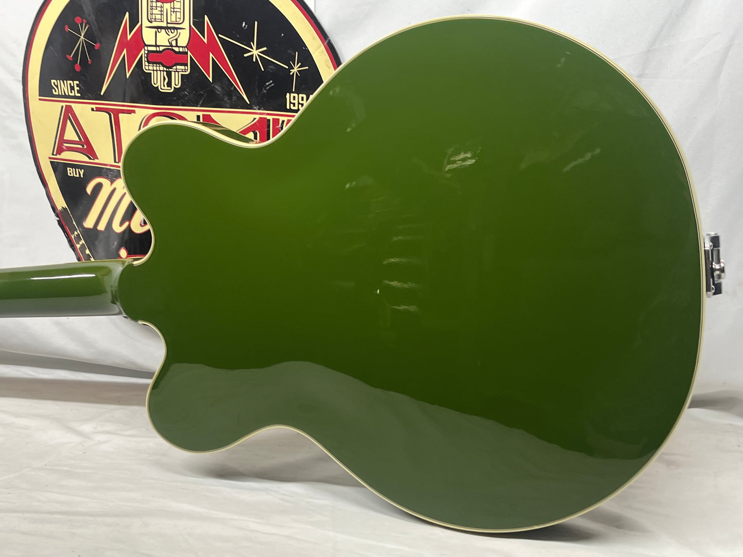 Gretsch Streamliner G2622T Semi-Hollow Body Electric Guitar - Torino Green with Case