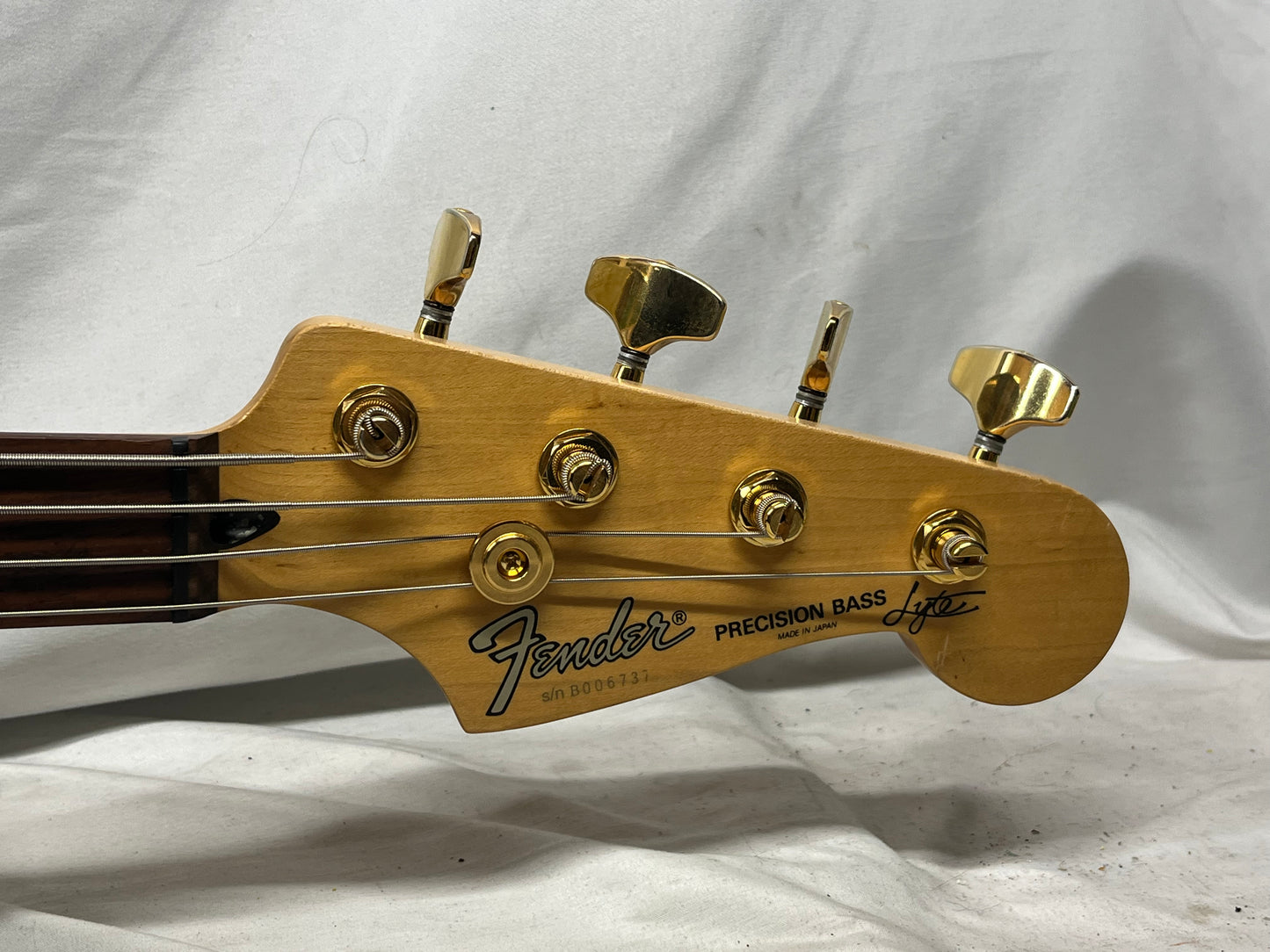 Fender Precision Bass P-Bass Lyte 4-String Electric Bass