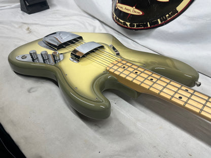 Fender Antigua Jazz Bass 4-String Electric Bass with Hard Case 2012 - Antigua