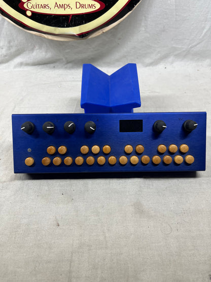 Critter & Guitari Organelle Synthesizer with Power Supply + Box