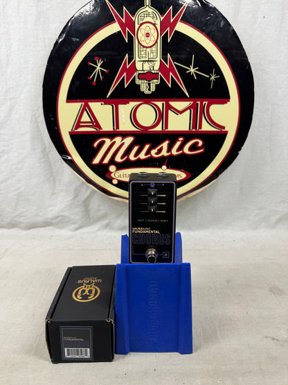 Walrus Audio Fundamental Chorus Pedal with Box