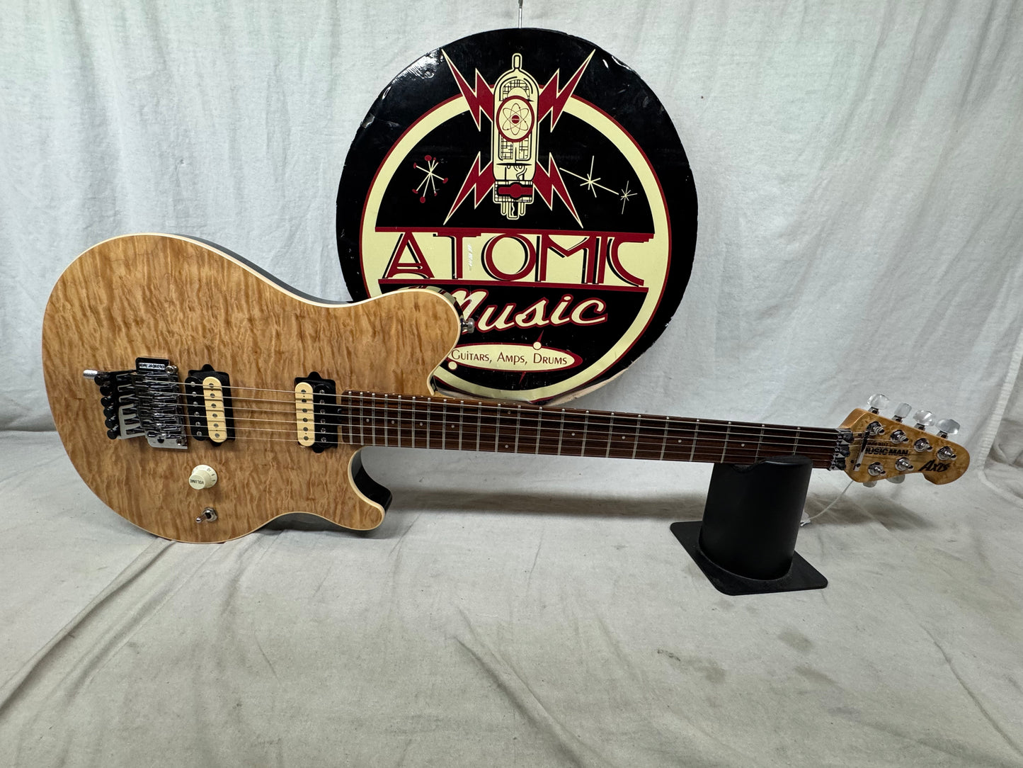 Ernie Ball Music Man Axis Guitar with Hard Case 2012