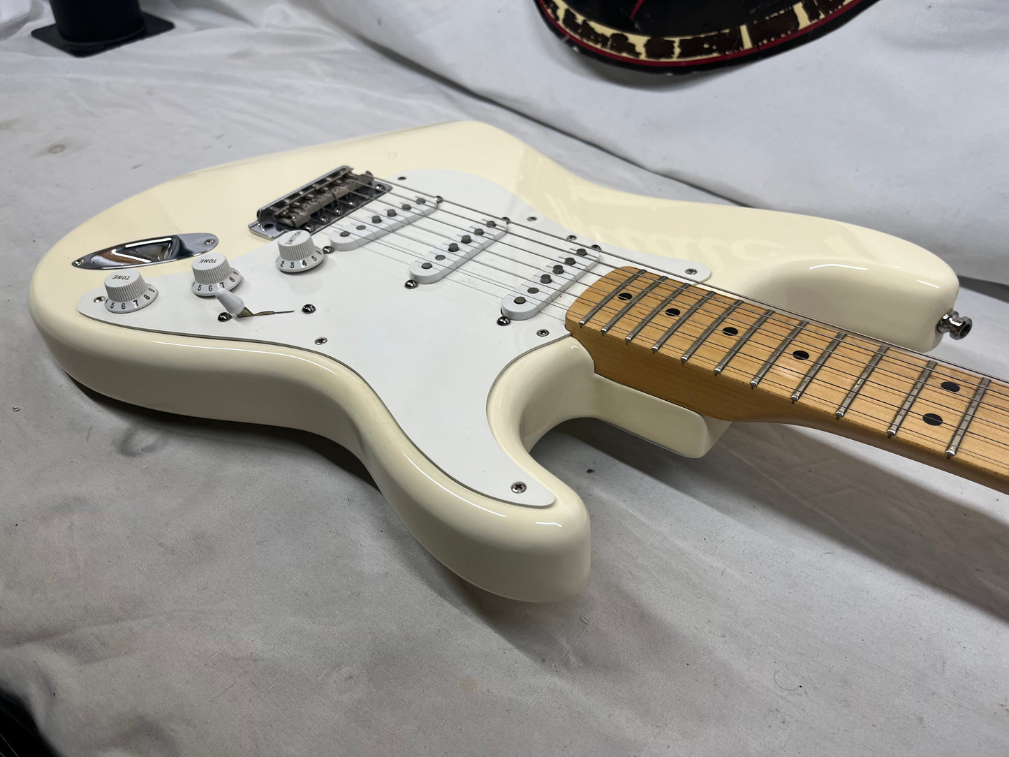Fender Jimmie-Vaughn Tex-Mex Stratocaster Strat Electric Guitar MIM - Made in Mexico - Olympic White