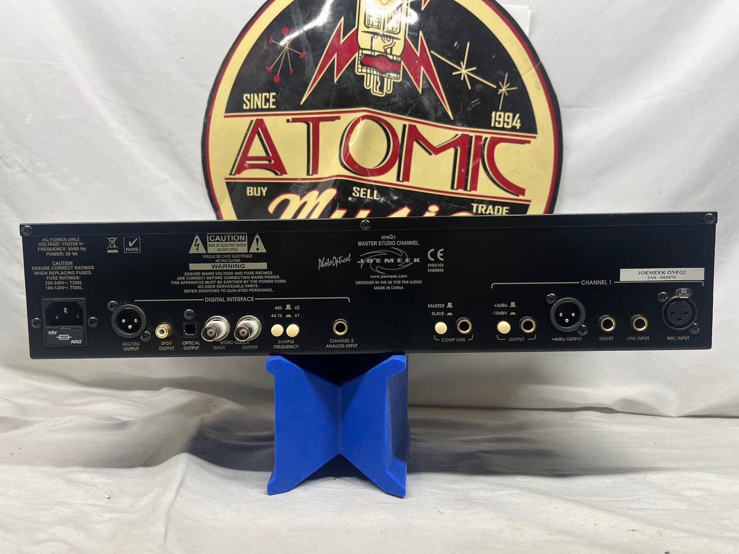 Joemeek oneQ2 Master Studio Channel Optical Compressor Preamp EQ De-Esser Rack Module