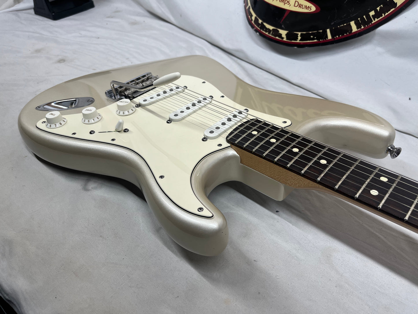 Fender American Standard Stratocaster Strat Electric Guitar - Blizzard Pearl