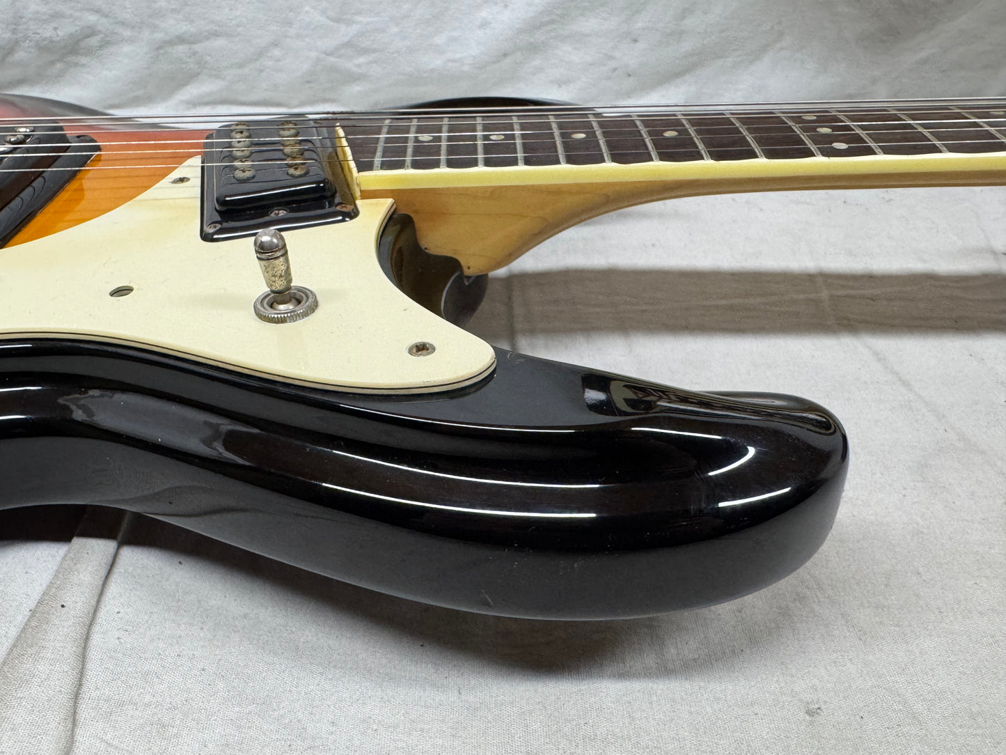 Mosrite The Ventures Guitar with Case