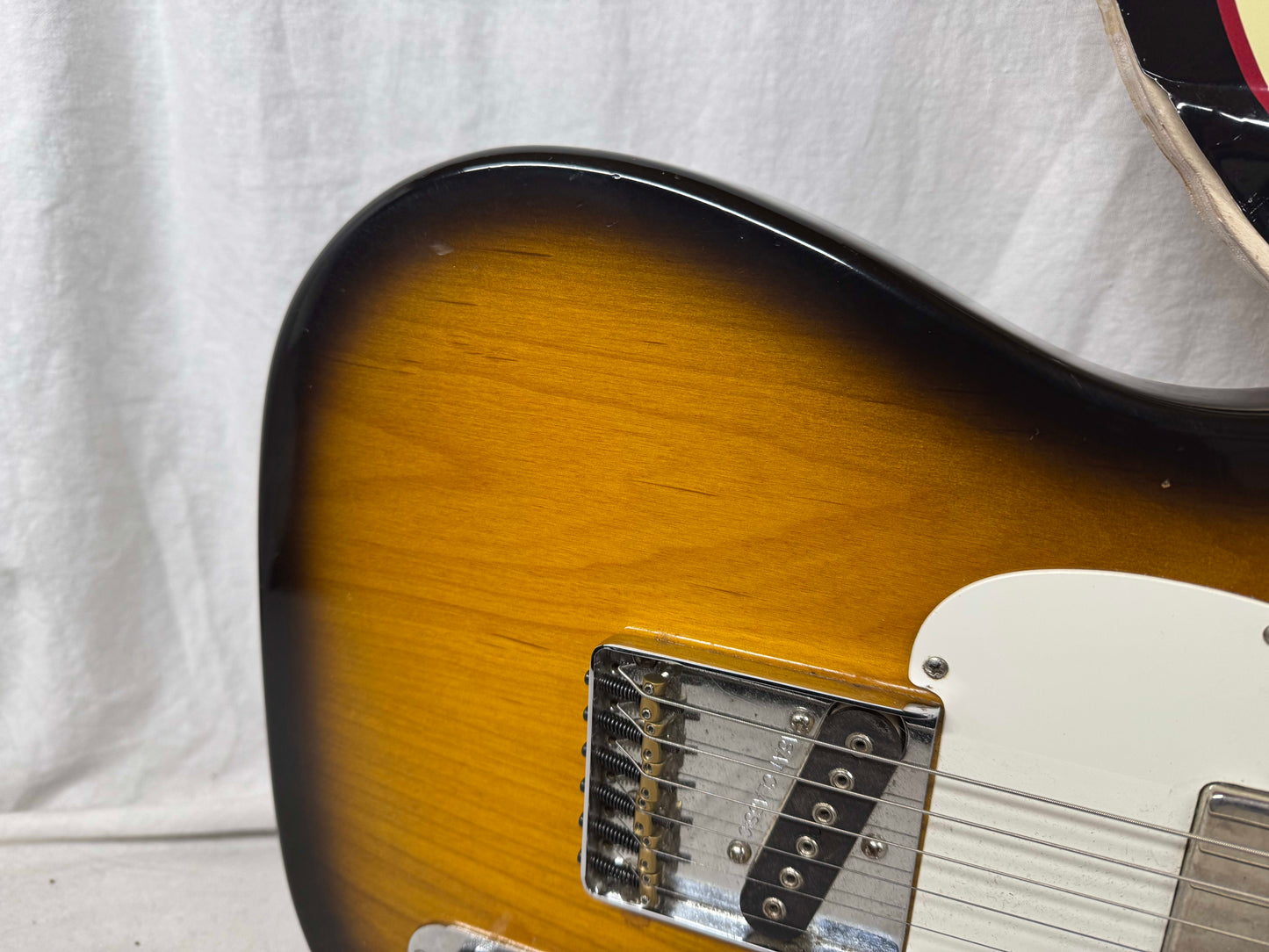 G&L USA ASAT Classic Singlecut T-style Guitar with Case