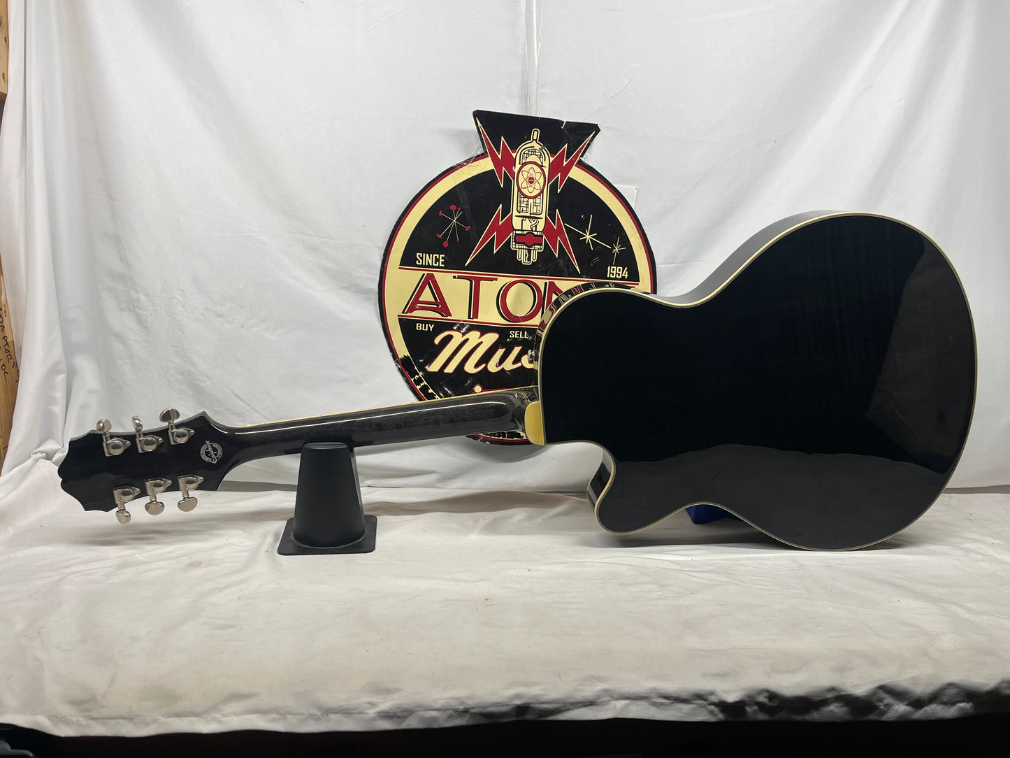 Epiphone Swingster/TB Hollow Body Electric Guitar with Case