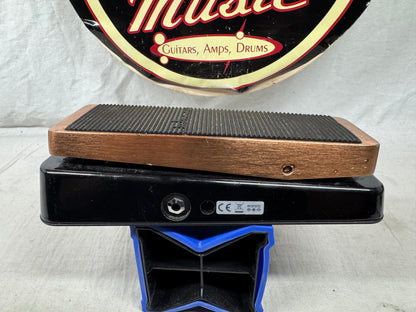 Dunlop JB95 Joe Bonamassa Cry Baby crybaby Wah Pedal - missing rubber feet
