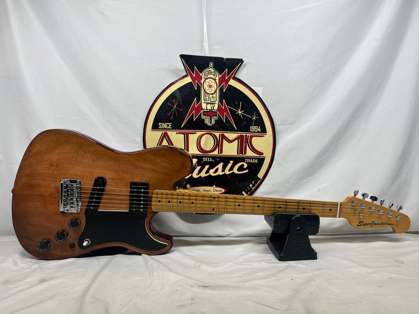 Yamaha SuperJam 800 Singlecut Electric Guitar