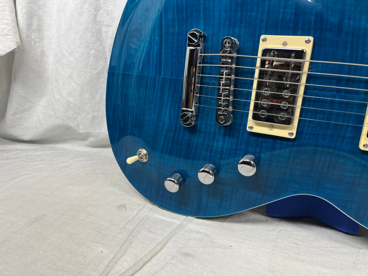 Reverend Roundhouse Electric Guitar