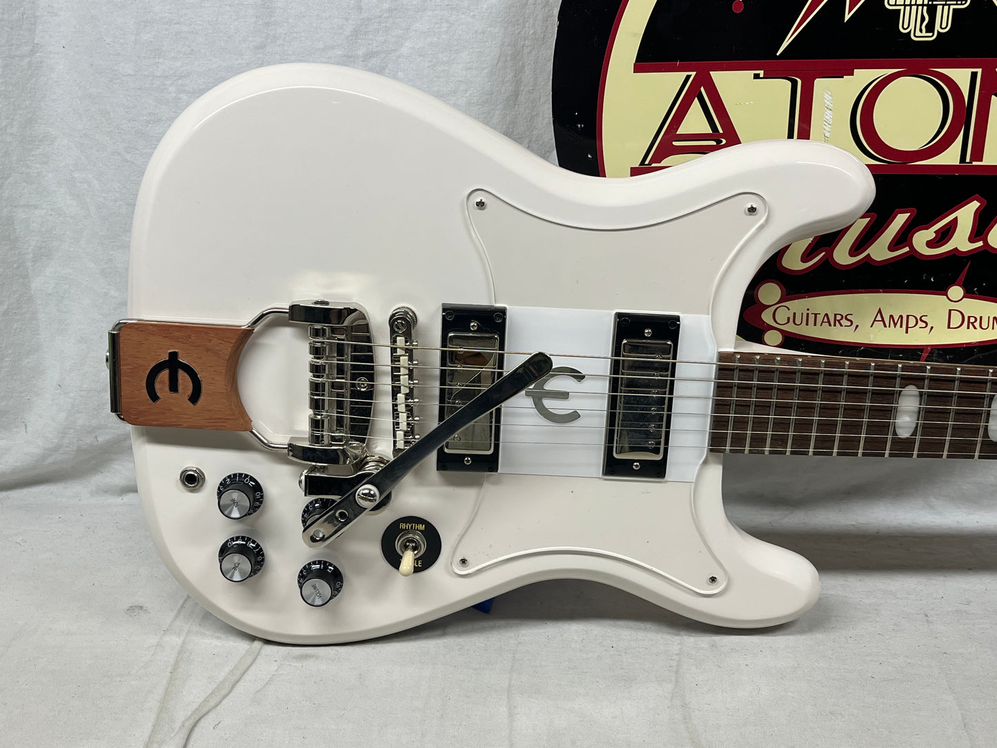 Epiphone Crestwood Custom Tremotone - Polaris White