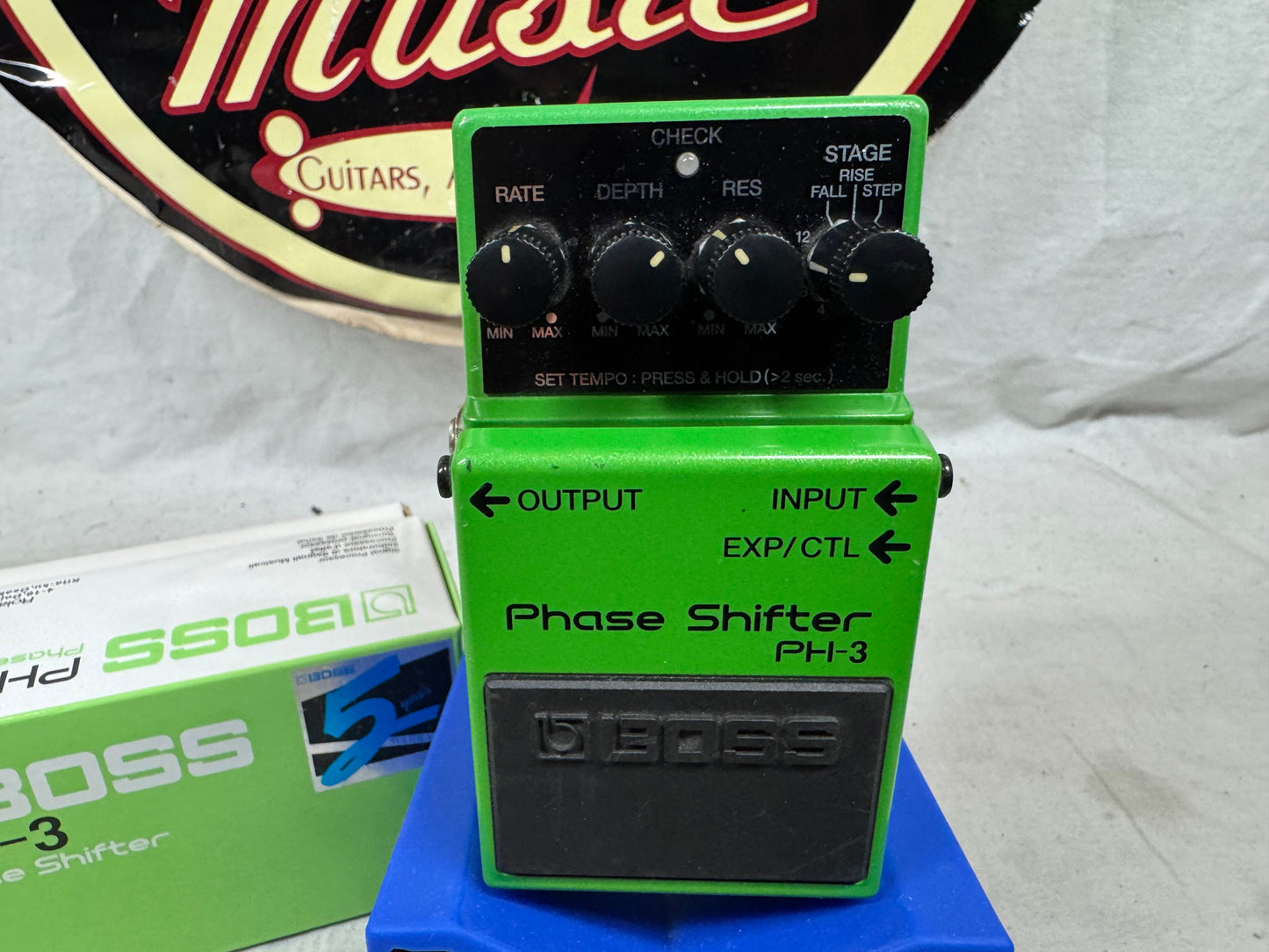 Boss PH-3 ph3 Phase Shifter Phaser Pedal with Box