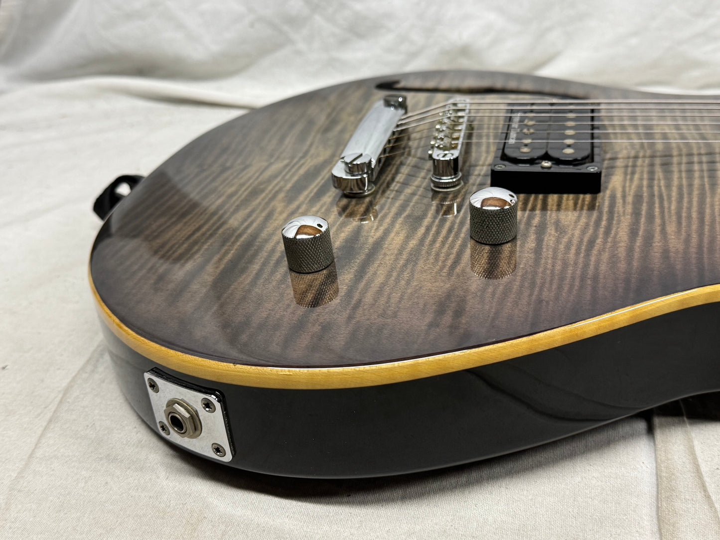 Framus Panthera Classic Semi-Hollowbody Guitar with Case