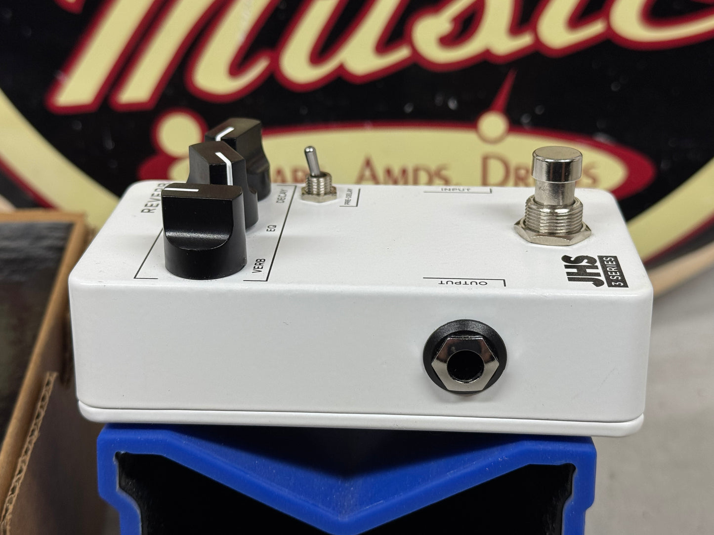 JHS Pedals 3 Series Reverb Pedal with Box
