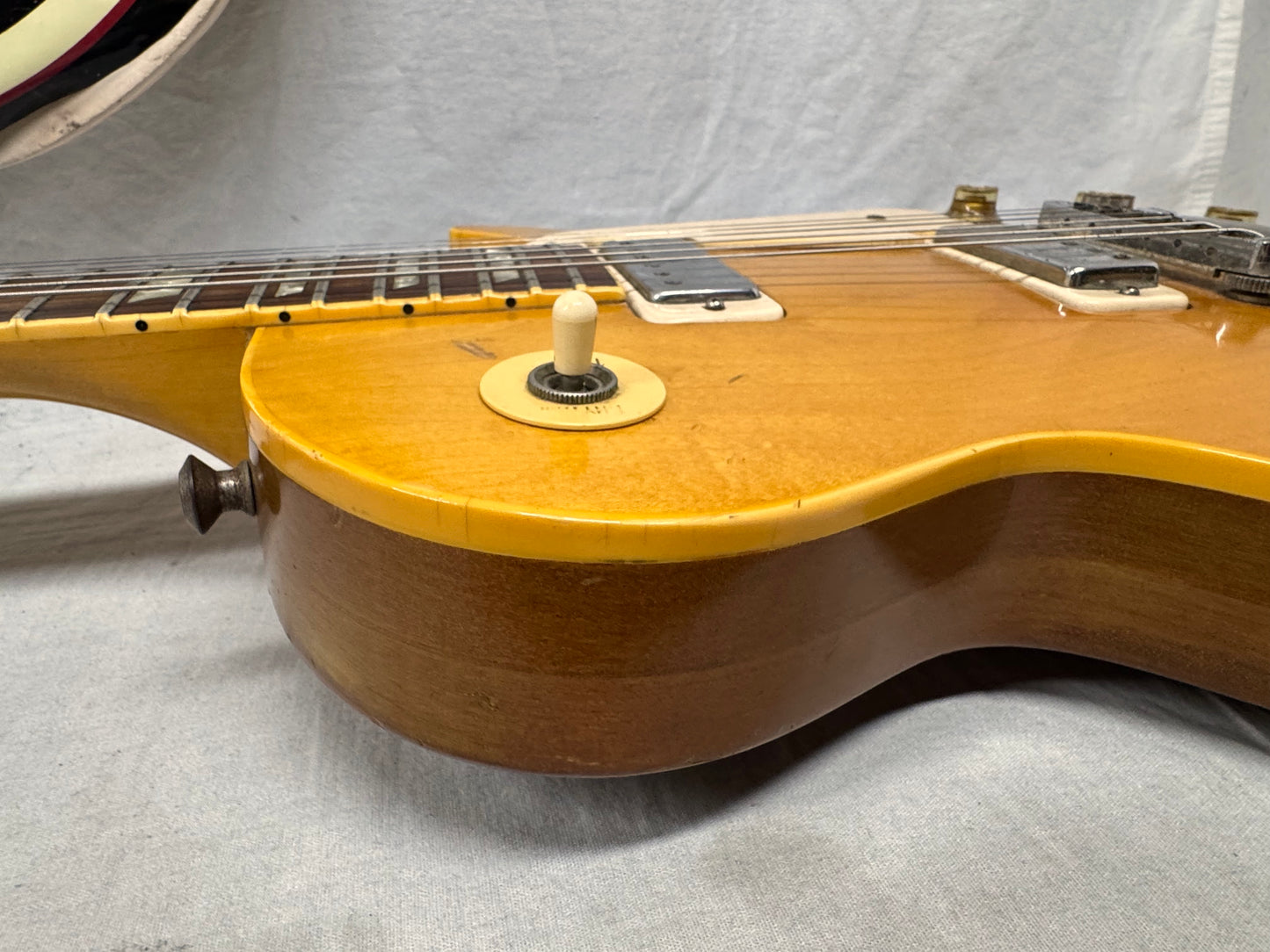 Gibson Les Paul Deluxe with Case 1976
