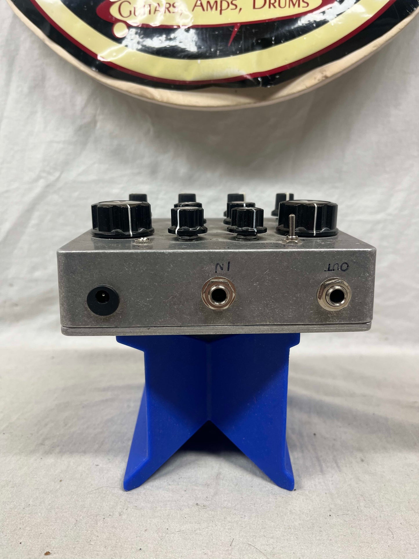 Unknown Manufacturer Pillow Please ? Synthesizer Pedal
