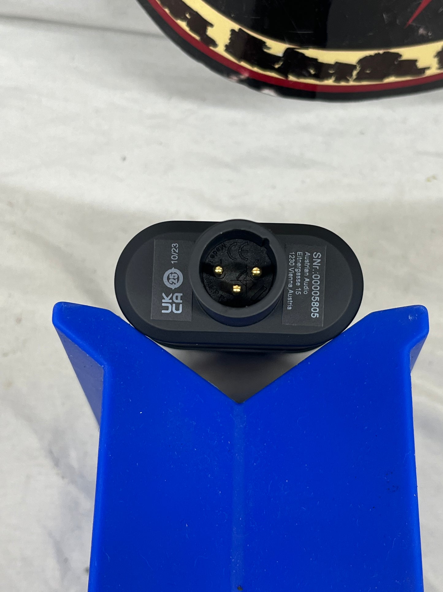 Austrian Audio OC16 Large Diaphragm Cardioid Condenser Microphone with Case and Shock Mount