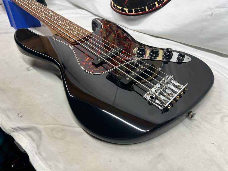 Fender 5-String Electric Jazz Bass - Image 19