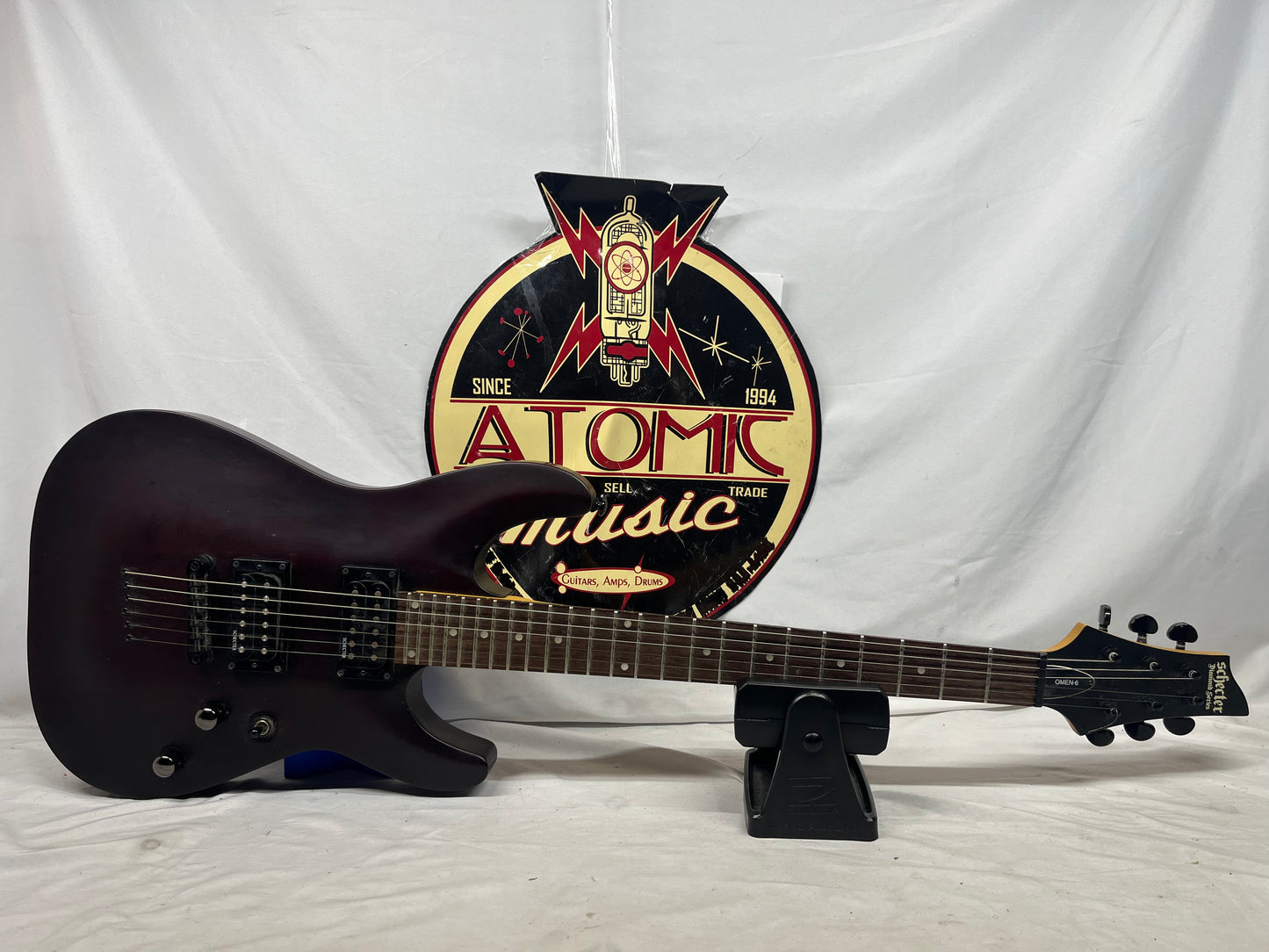 Schecter Diamond Series Omen-6 Doublecut Electric Guitar