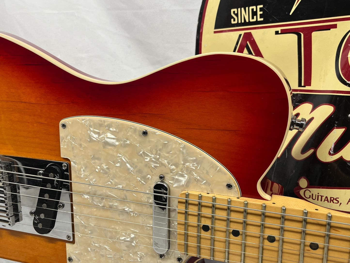 Fender American Telecaster Tele Deluxe Electric Guitar with Hard Case