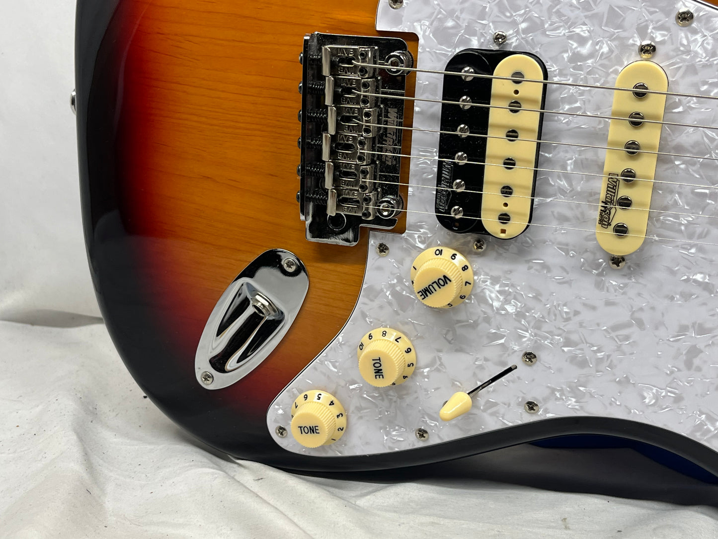 Fesley Ghost Series FST1000 Doublecut Electric Guitar