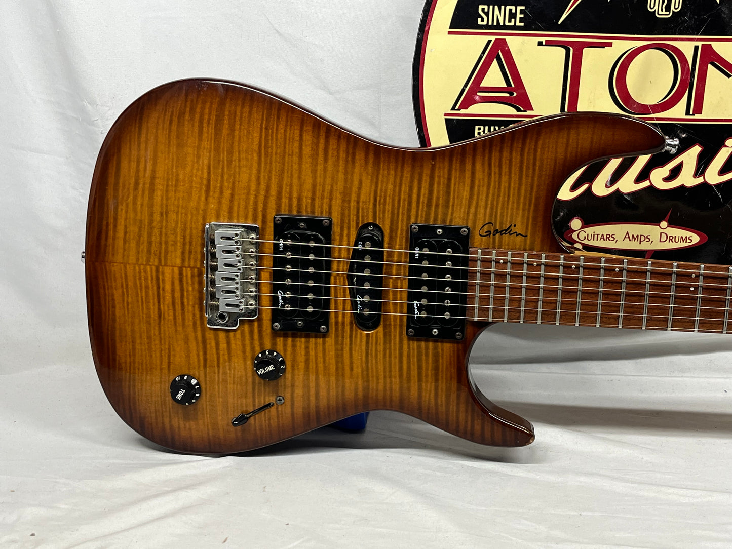 Godin Freeway Classic Electric Guitar - Dual Action Truss Rod