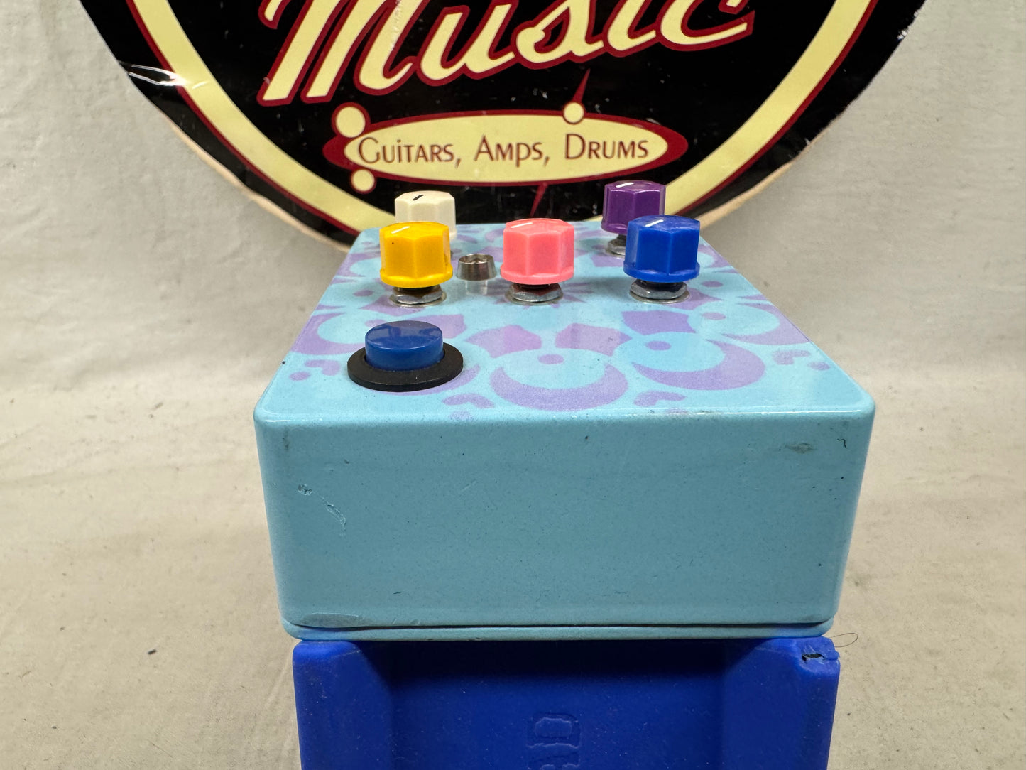 digdugDIY Digital Surf Noise Generator Pedal