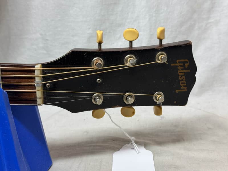 Gibson J-45 j45 The Workhorse Dreadnought Acoustic Guitar with Case - Image 7
