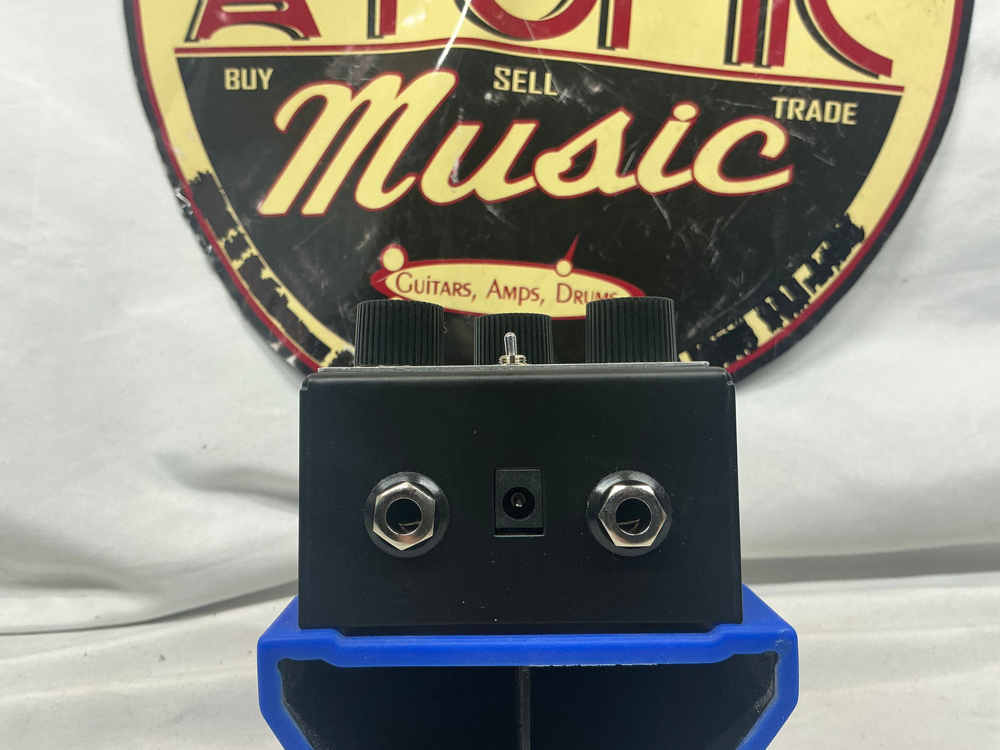 Maestro FZ-M Fuzz Tone Fuzz Pedal with Box
