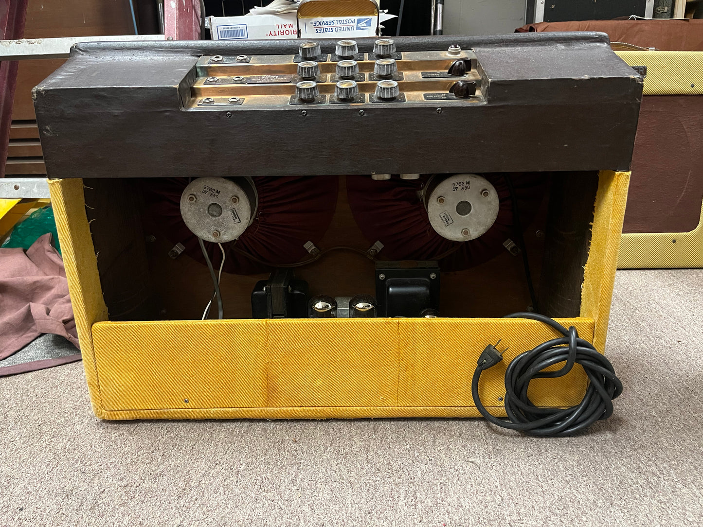 Gibson GA-400 Vintage Guitar Amplifier Combo - Local Pickup Only