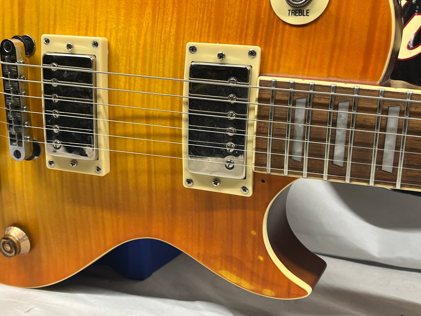 IYV ILS-300D Singlecut LP-Style Electric Guitar