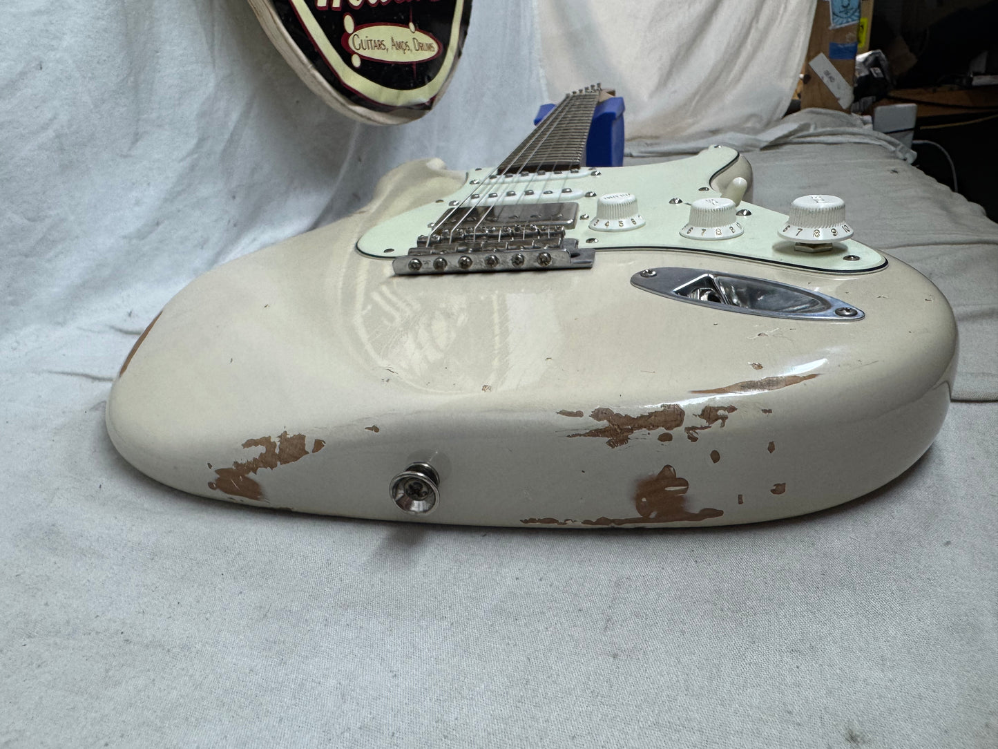 LsL Instruments Saticoy HSS (22 fret) Guitar with Case - Vintage Cream