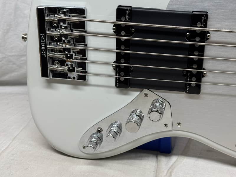 Fender American Ultra II 2 Jazz Bass V 5-string J-Bass - Image 5