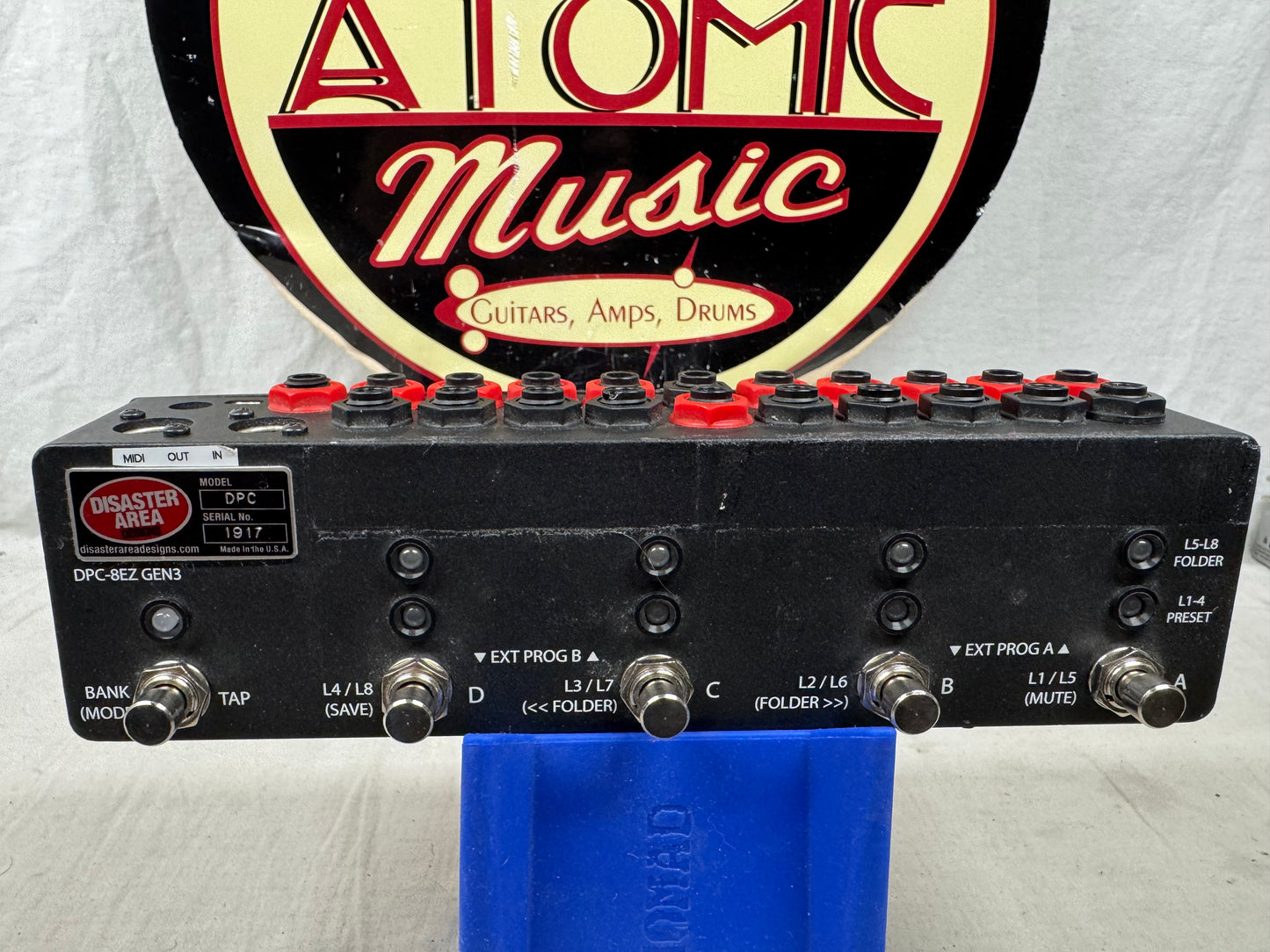 Disaster Area Designs DPC-8EZ Gen3 Programmable Bypass Switcher with MIDI Controller Pedal