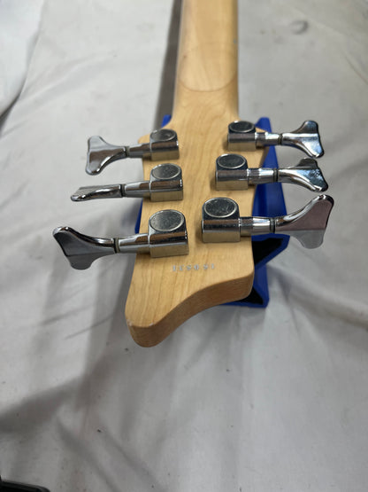 Douglas 6-String Doublecut HH Electric bass