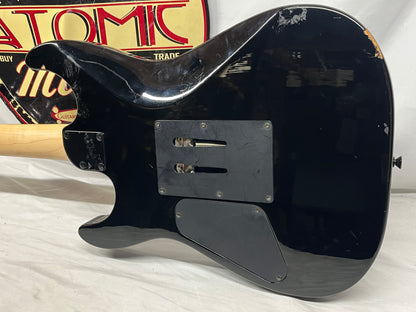 Squier Showmaster Skull & Bones Electric Guitar