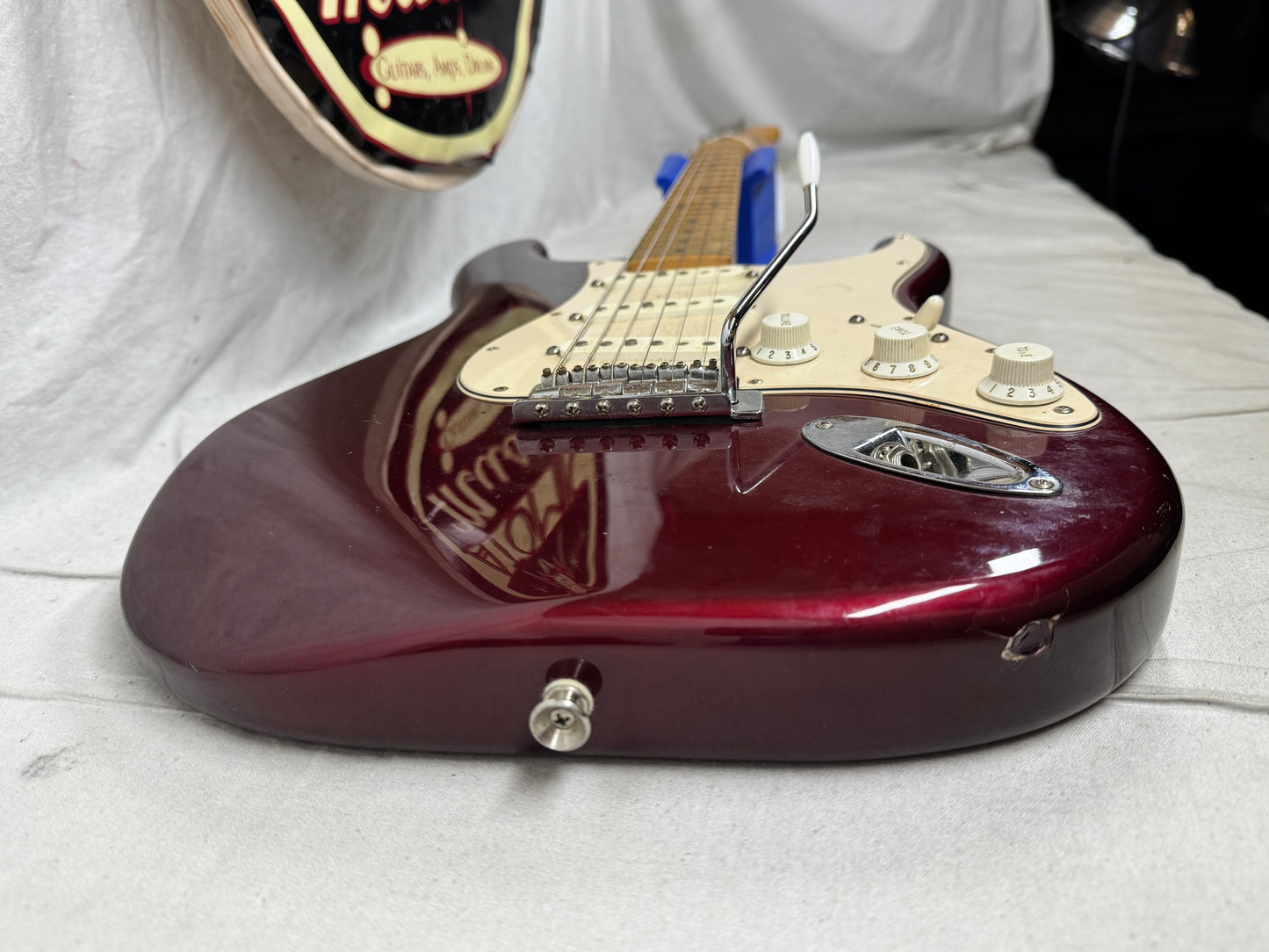 Fender Parts Stratocaster Guitar - 2005 MIM Classic Series '50s neck on ? MIM body with Lindy Fralin electronics + Case